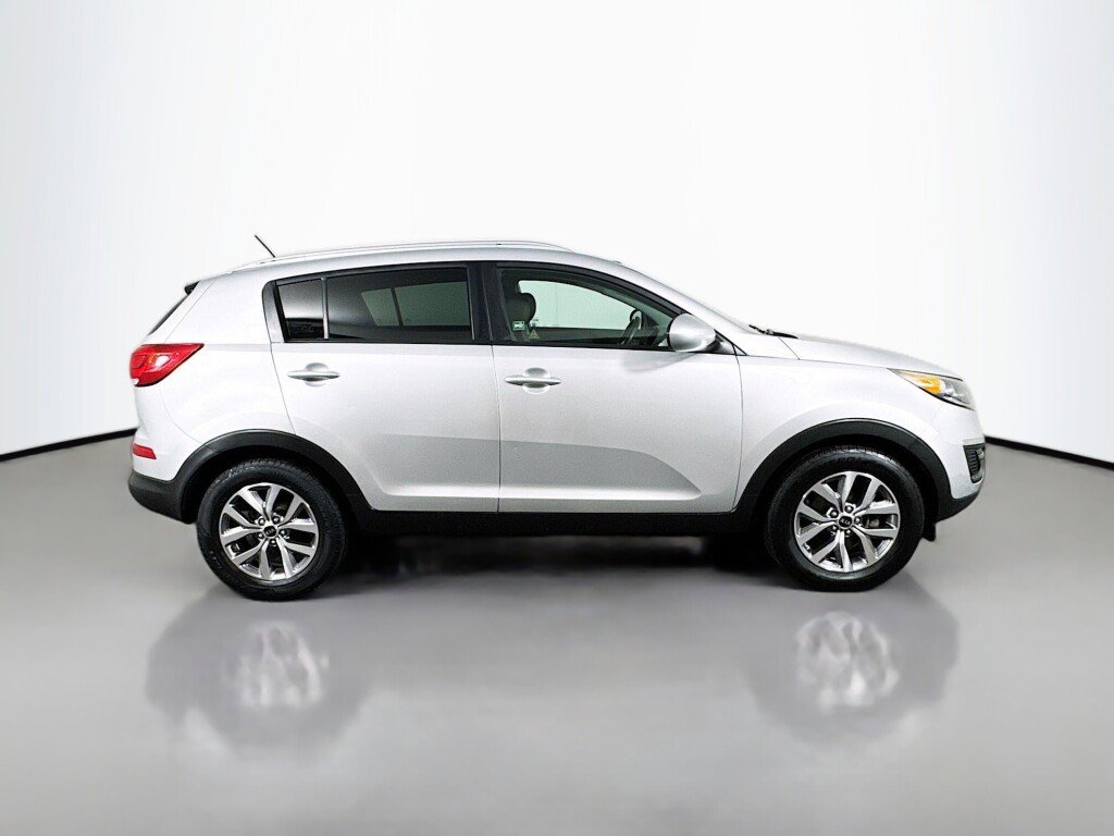 Used 2016 Kia Sportage LX w/ Option Group 017 image 6