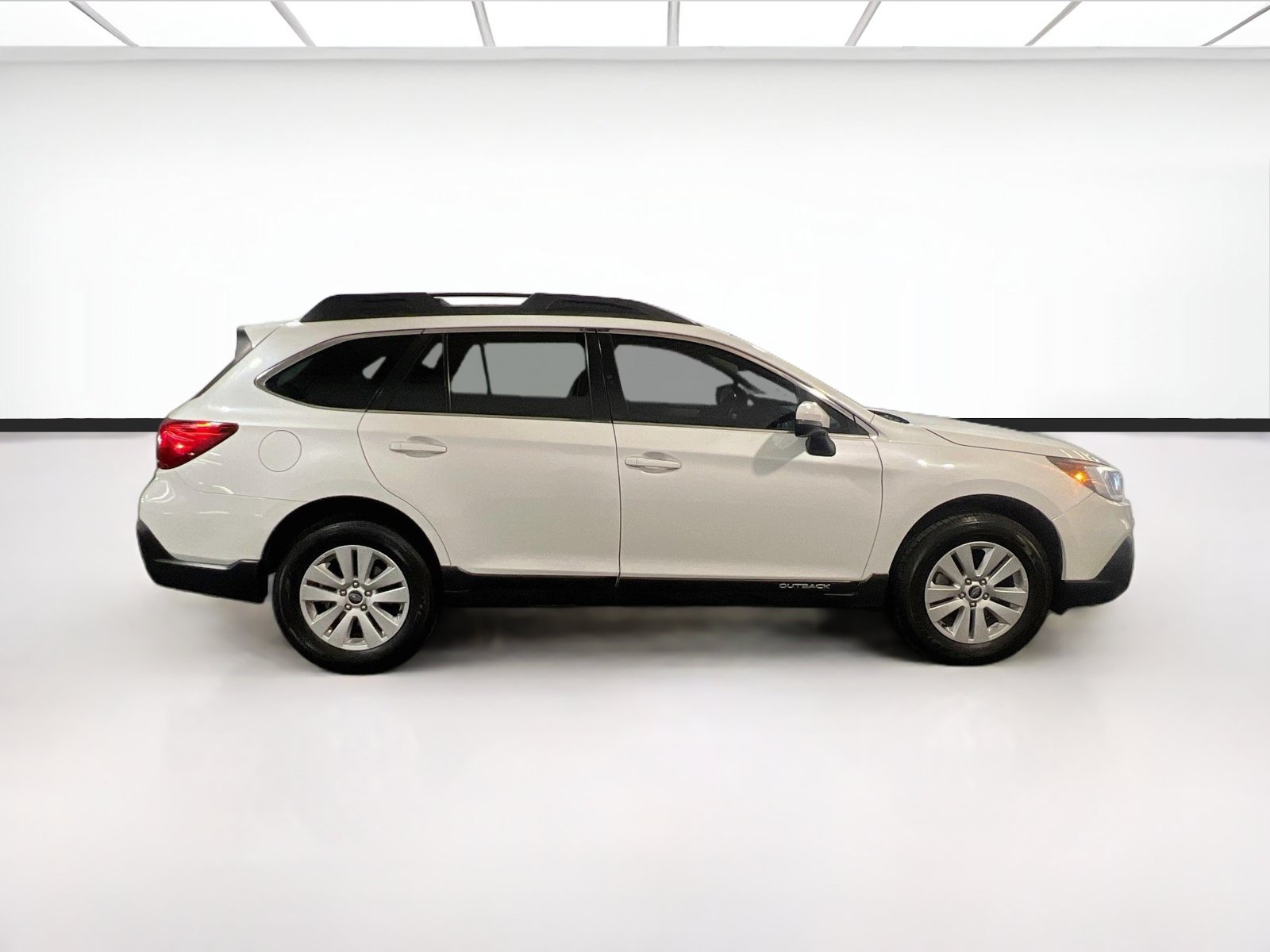 Used 2019 Subaru Outback 2.5i Premium AWD/4WD image 22