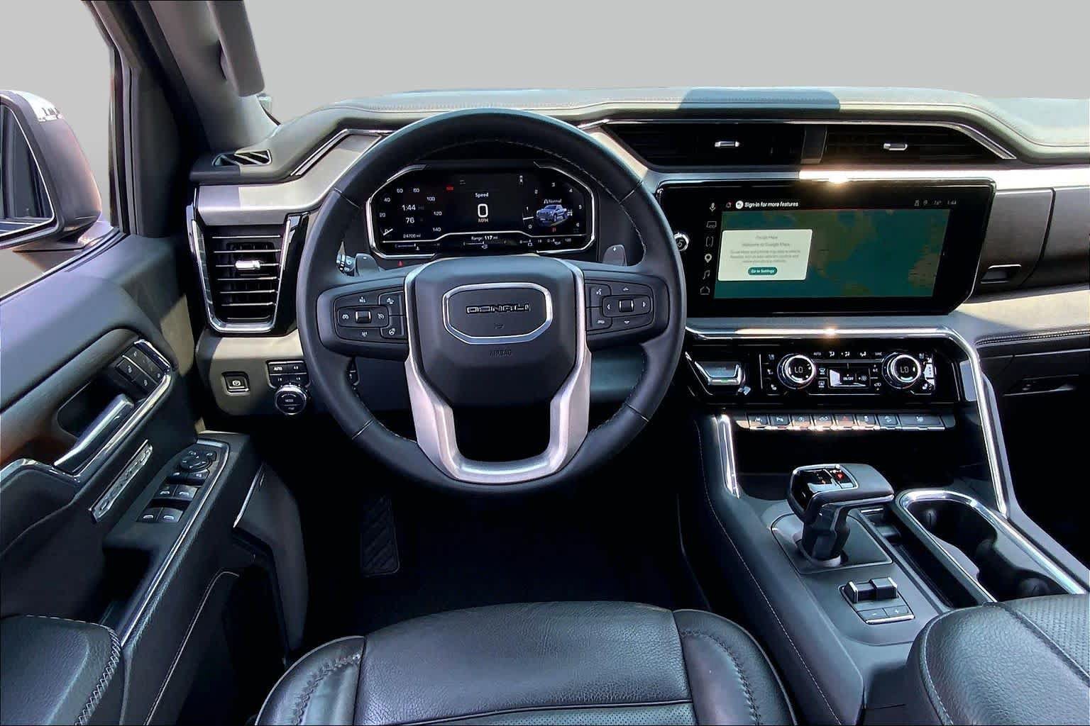 Used 2024 GMC Sierra 1500 Denali w/ Denali Reserve Package AWD/4WD image 5