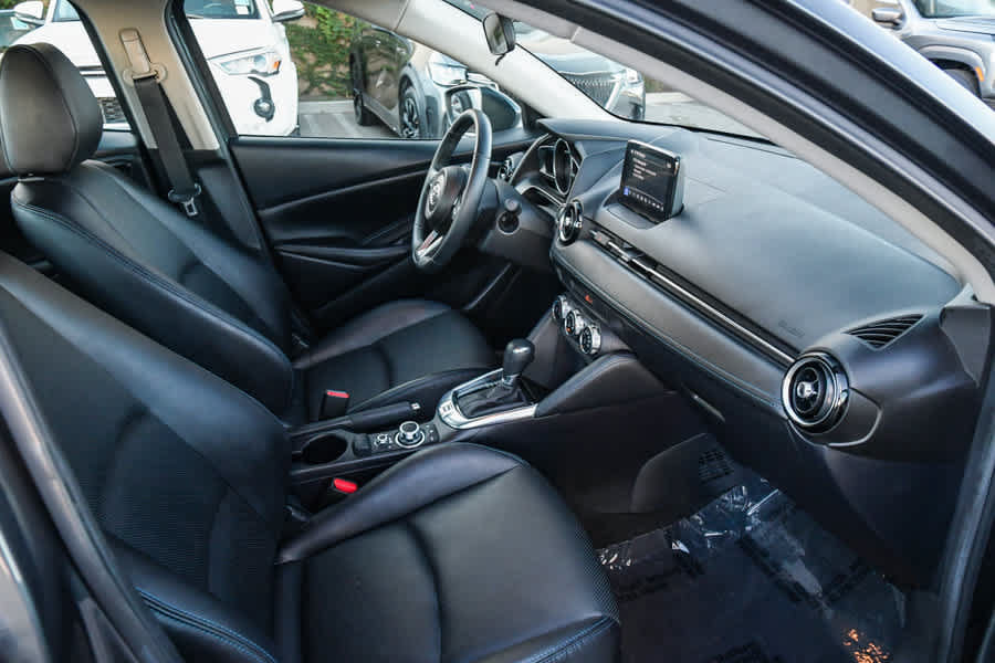 Certified 2020 Toyota Yaris XLE FWD image 15