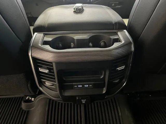 New 2026 RAM 2500 Laramie w/ Night Edition AWD/4WD image 23