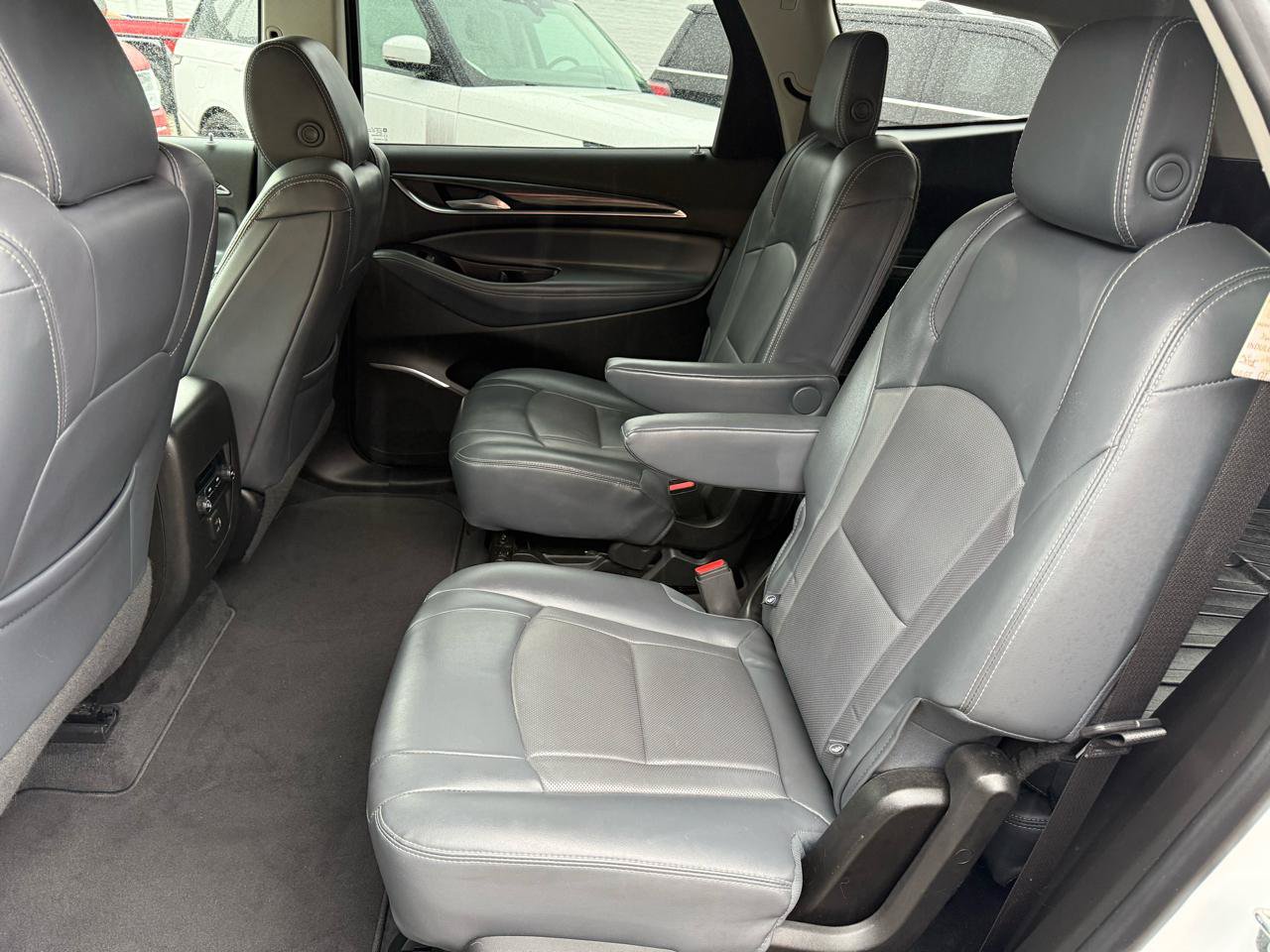 Used 2018 Buick Enclave Essence FWD image 16
