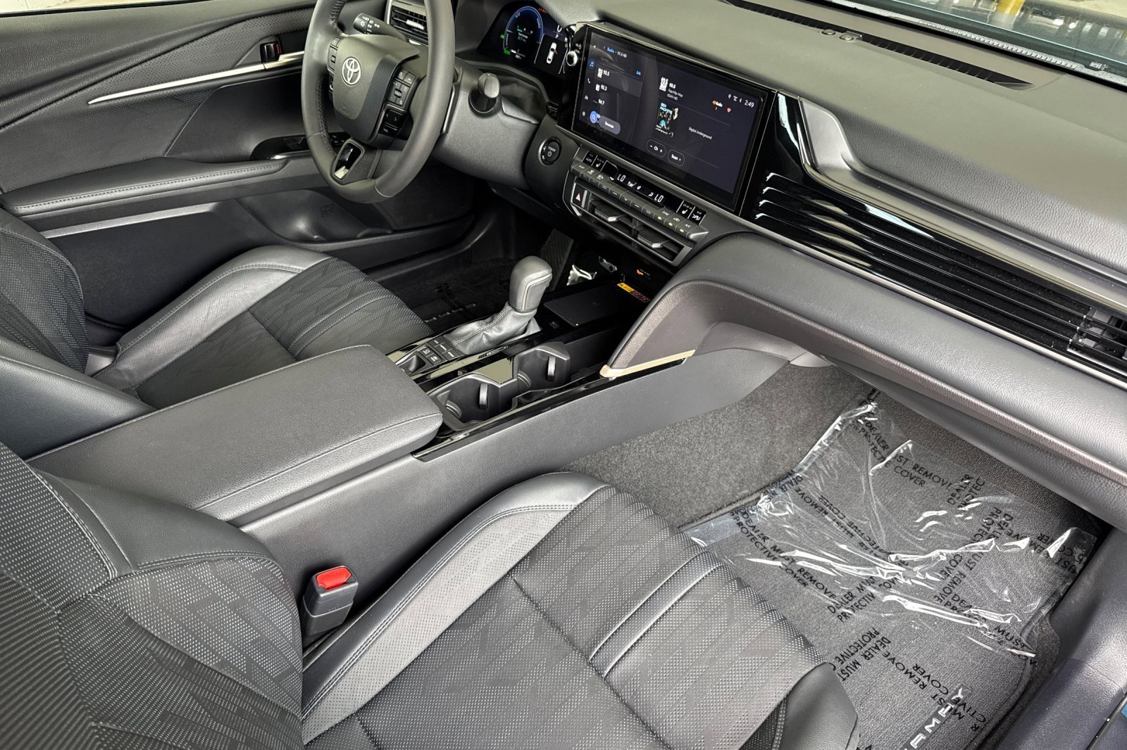 Certified 2025 Toyota Camry XSE FWD image 14
