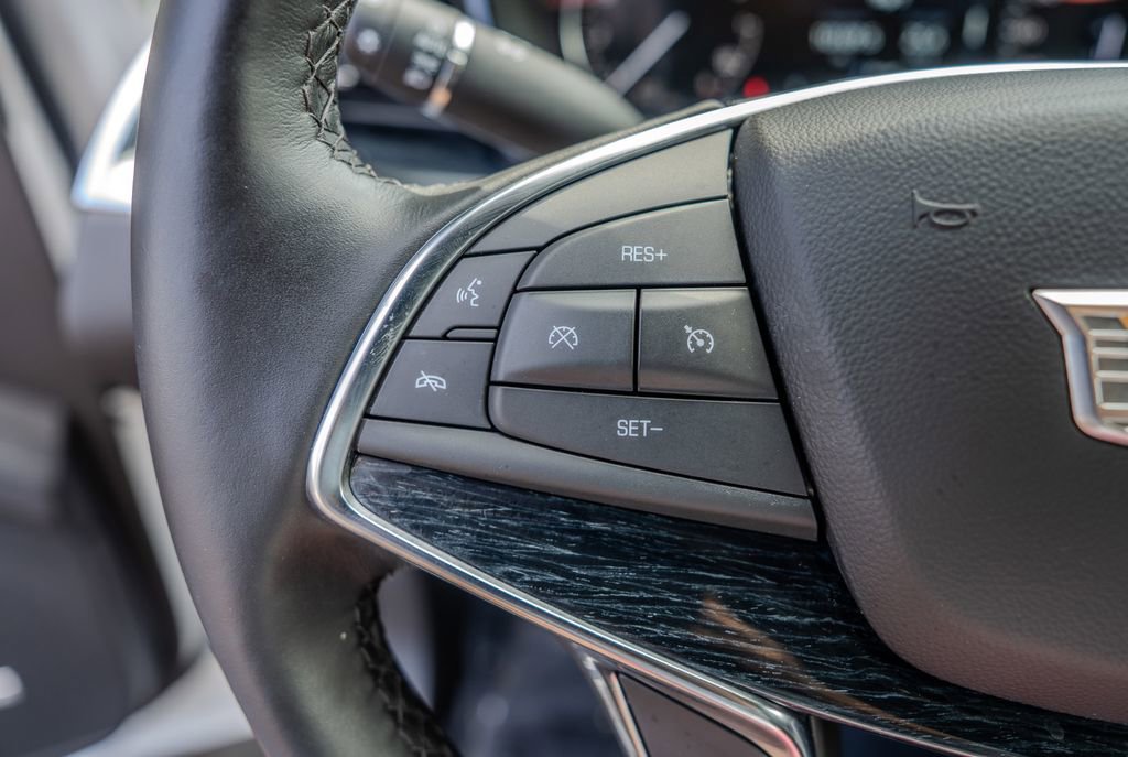 Used 2024 Cadillac XT5 Premium Luxury FWD image 6