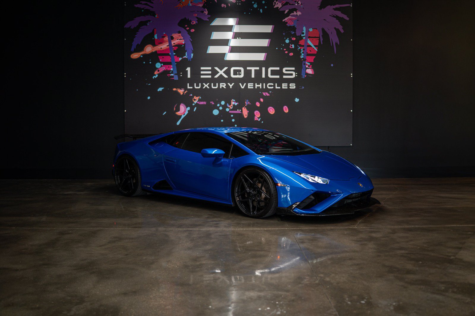Used 2021 Lamborghini Huracan EVO RWD image 4