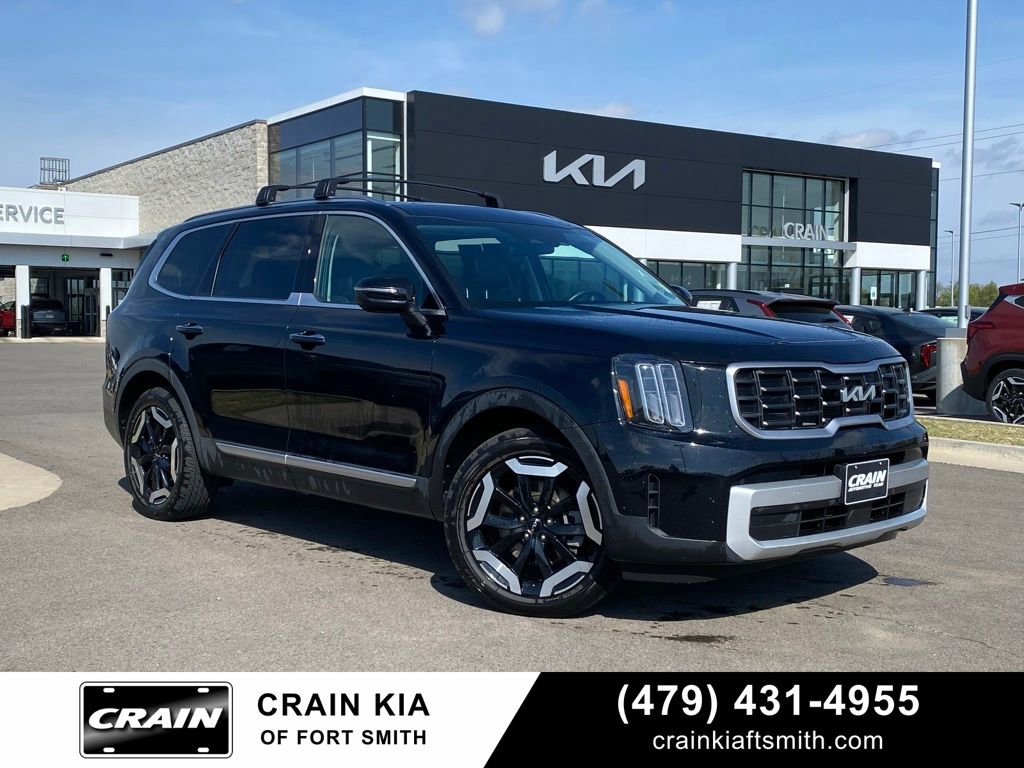 Certified 2025 Kia Telluride S AWD/4WD image 1