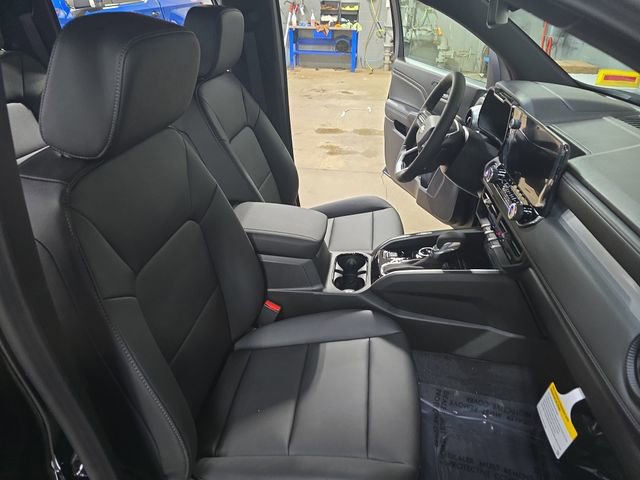 New 2026 Chevrolet Colorado LT w/ LT Convenience Package image 11