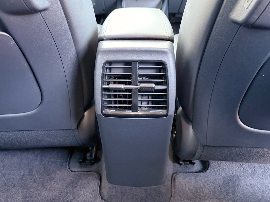 Used 2024 Kia Niro Wave w/ Wave Preserve Package image 23