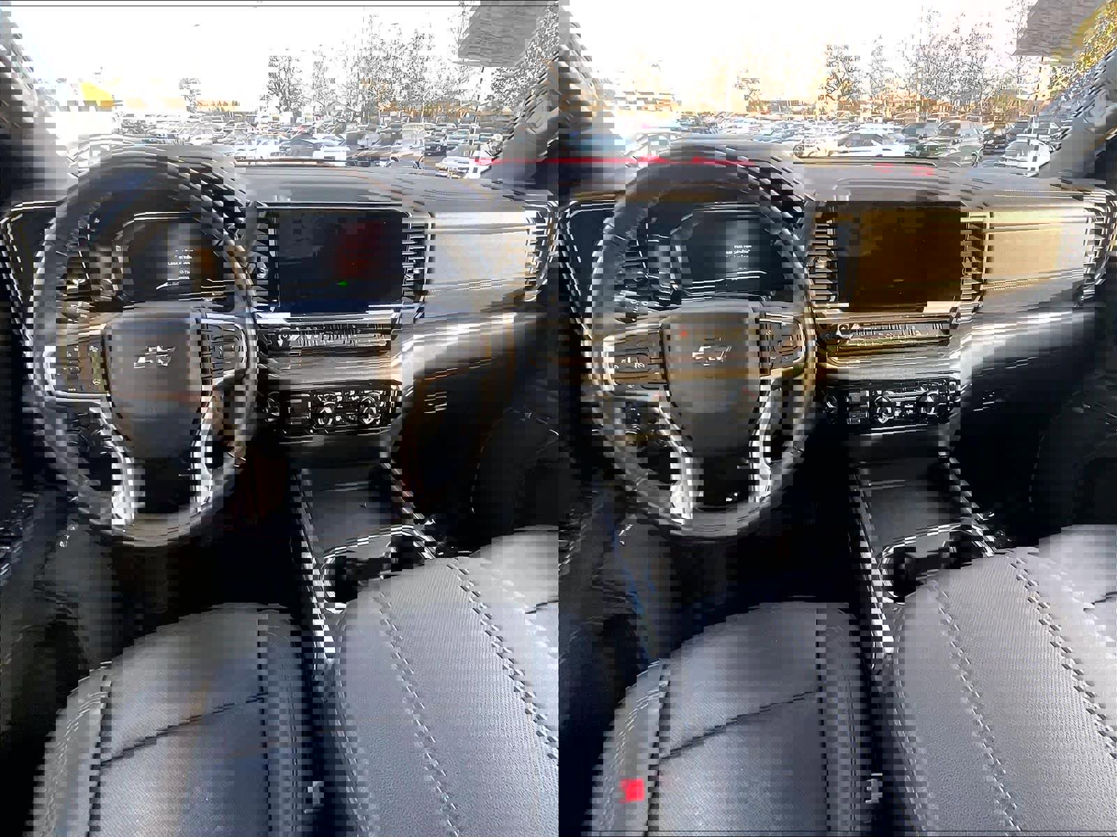 Used 2024 Chevrolet Silverado 2500 LTZ w/ LTZ Plus Package image 18