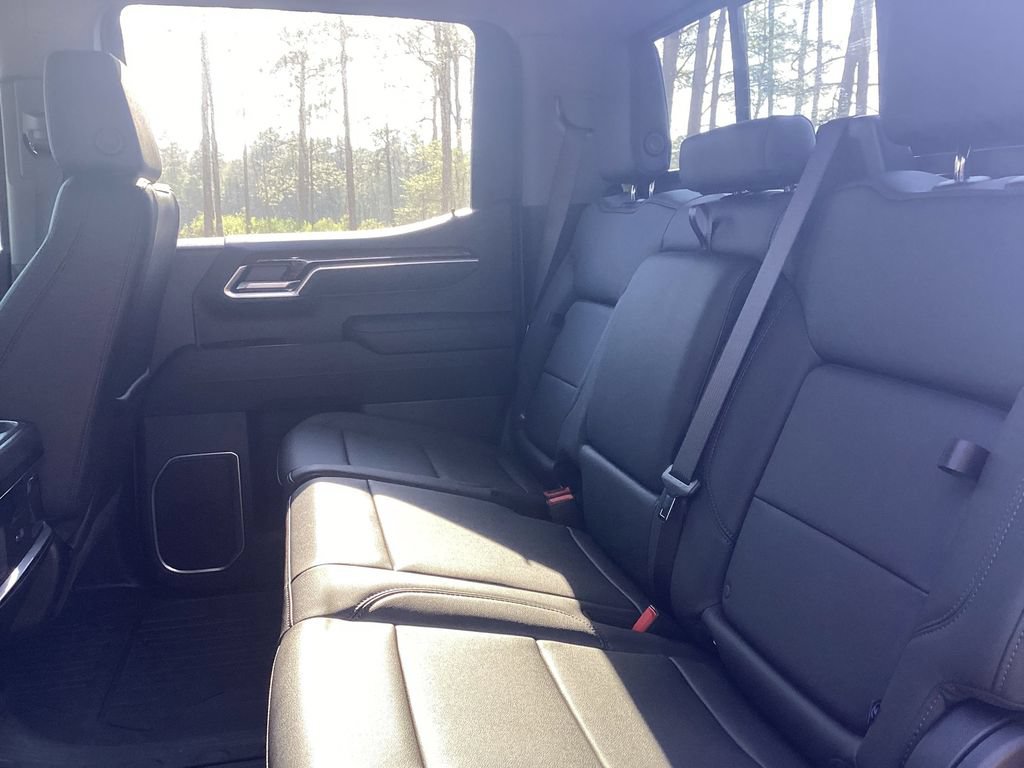 New 2026 GMC Sierra 1500 Elevation w/ Elevation Premium Package AWD/4WD image 18
