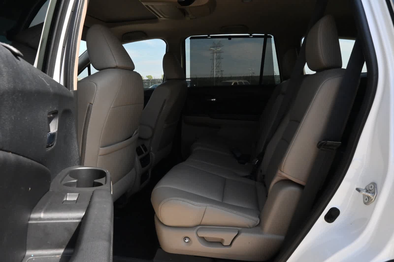 Used 2021 Honda Pilot Touring image 19
