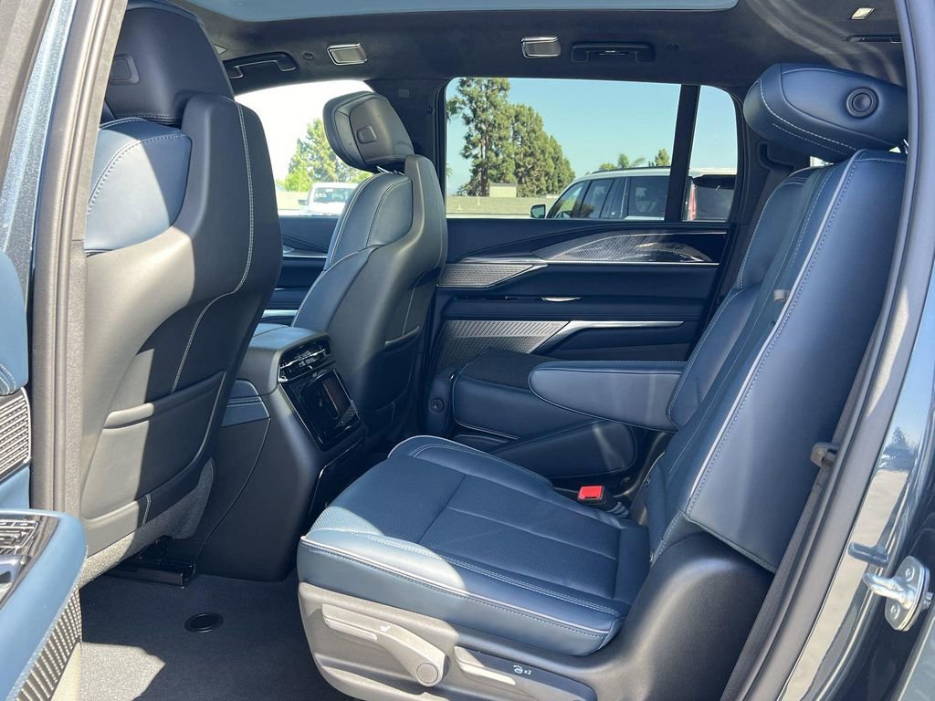 New 2026 Cadillac Escalade IQ Sport 2 image 28