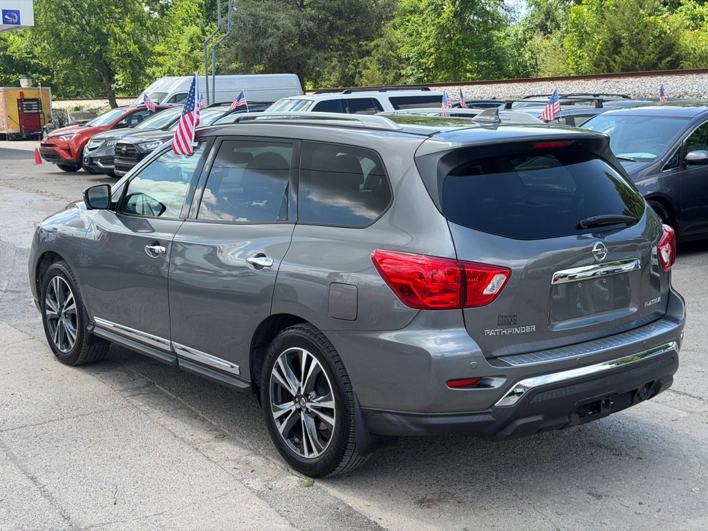 Used 2019 Nissan Pathfinder Platinum FWD image 8