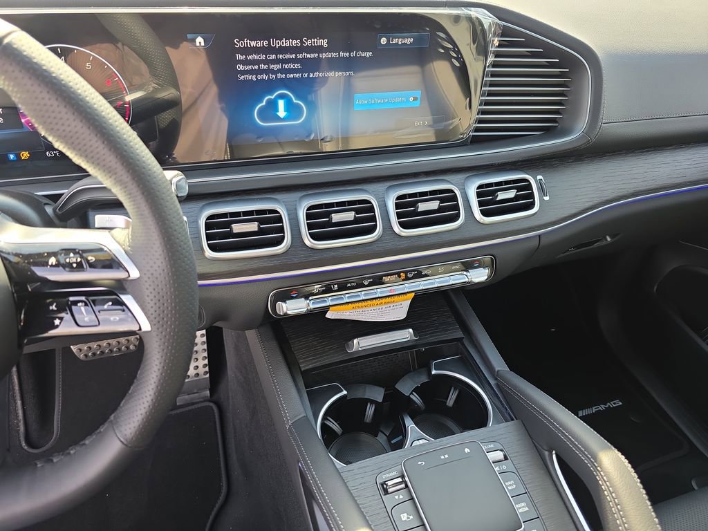 New 2026 Mercedes-Benz GLS 450 4MATIC image 17