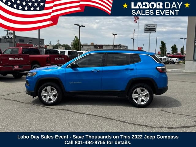 Certified 2022 Jeep Compass Latitude AWD/4WD image 2