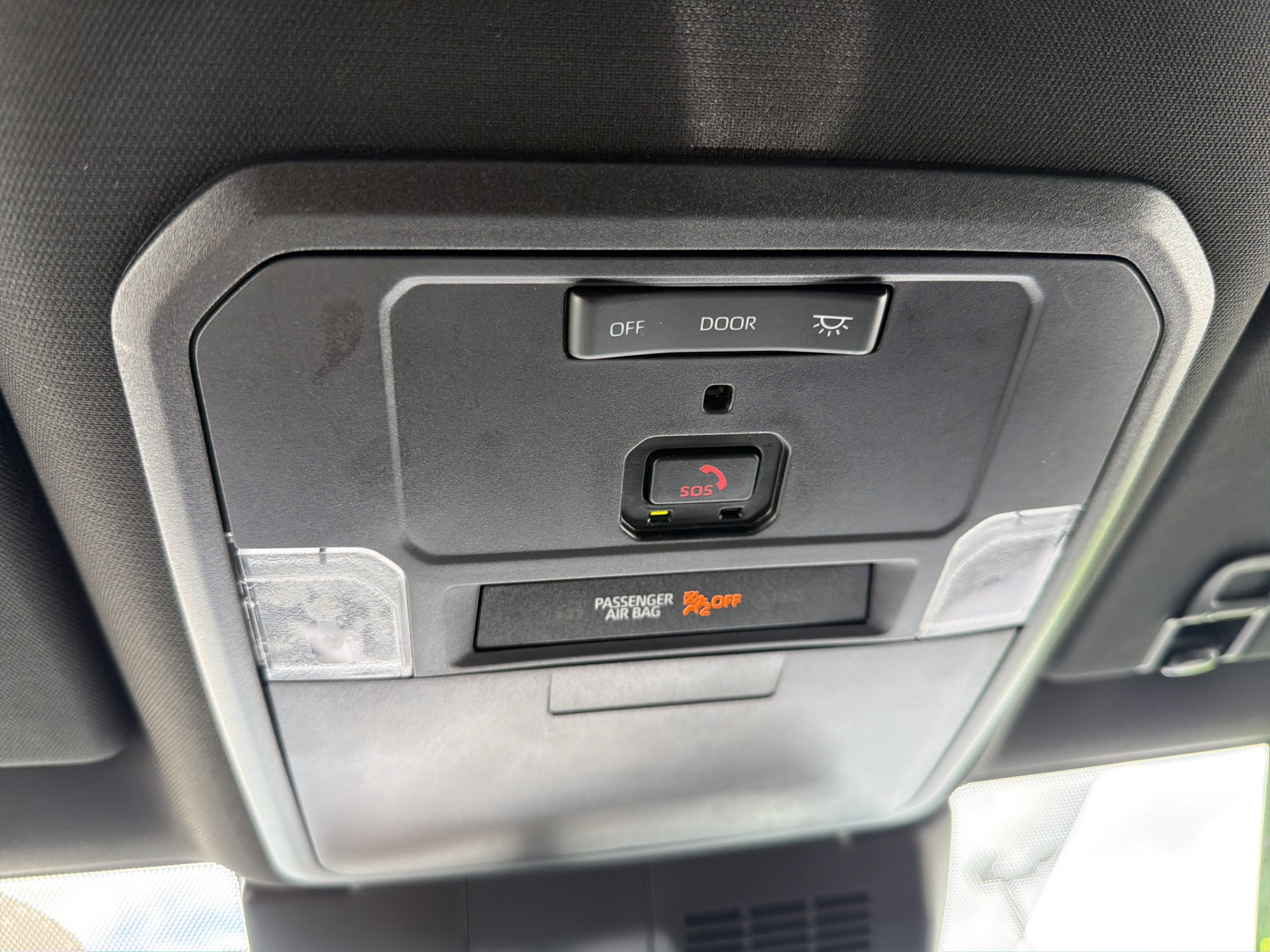 Certified 2024 Toyota Tacoma SR5 AWD/4WD image 5