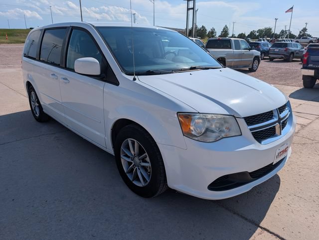 Used 2016 Dodge Grand Caravan SE FWD image 5