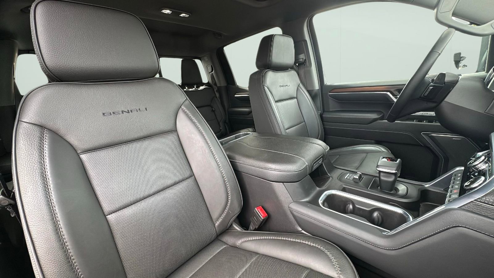 Used 2024 GMC Sierra 1500 Denali w/ Denali Reserve Package image 22