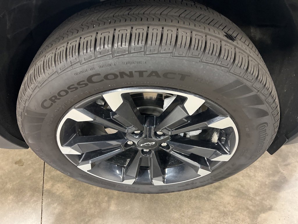 Certified 2025 Chevrolet Equinox RS w/ Safety and Technology Package image 19