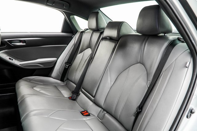 Used 2021 Toyota Avalon XLE w/ Moonroof Package image 41