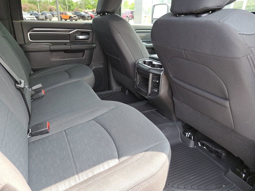 New 2025 RAM 2500 Big Horn AWD/4WD image 11