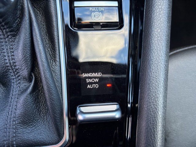 New 2025 Jeep Compass Limited w/ Sun & Sound Group image 19