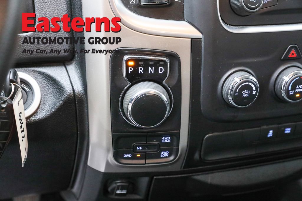 Used 2020 RAM 1500 Classic SLT image 13