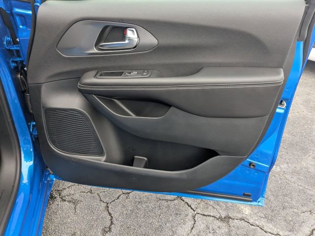 New 2026 Chrysler Pacifica Select w/ S Appearance Package image 34