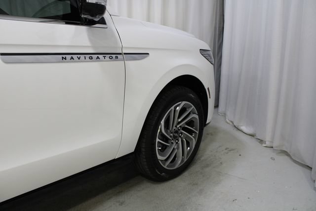 New 2027 Lincoln Navigator Reserve AWD/4WD image 65