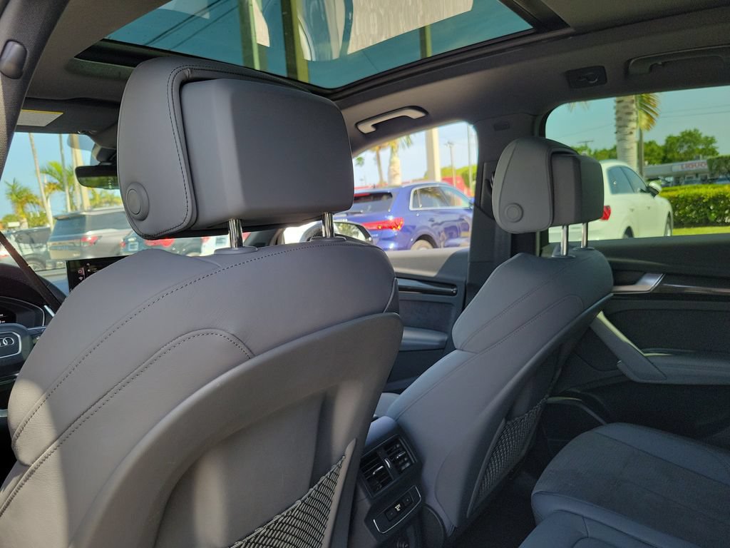 Certified 2025 Audi SQ5 Premium Plus AWD/4WD image 24