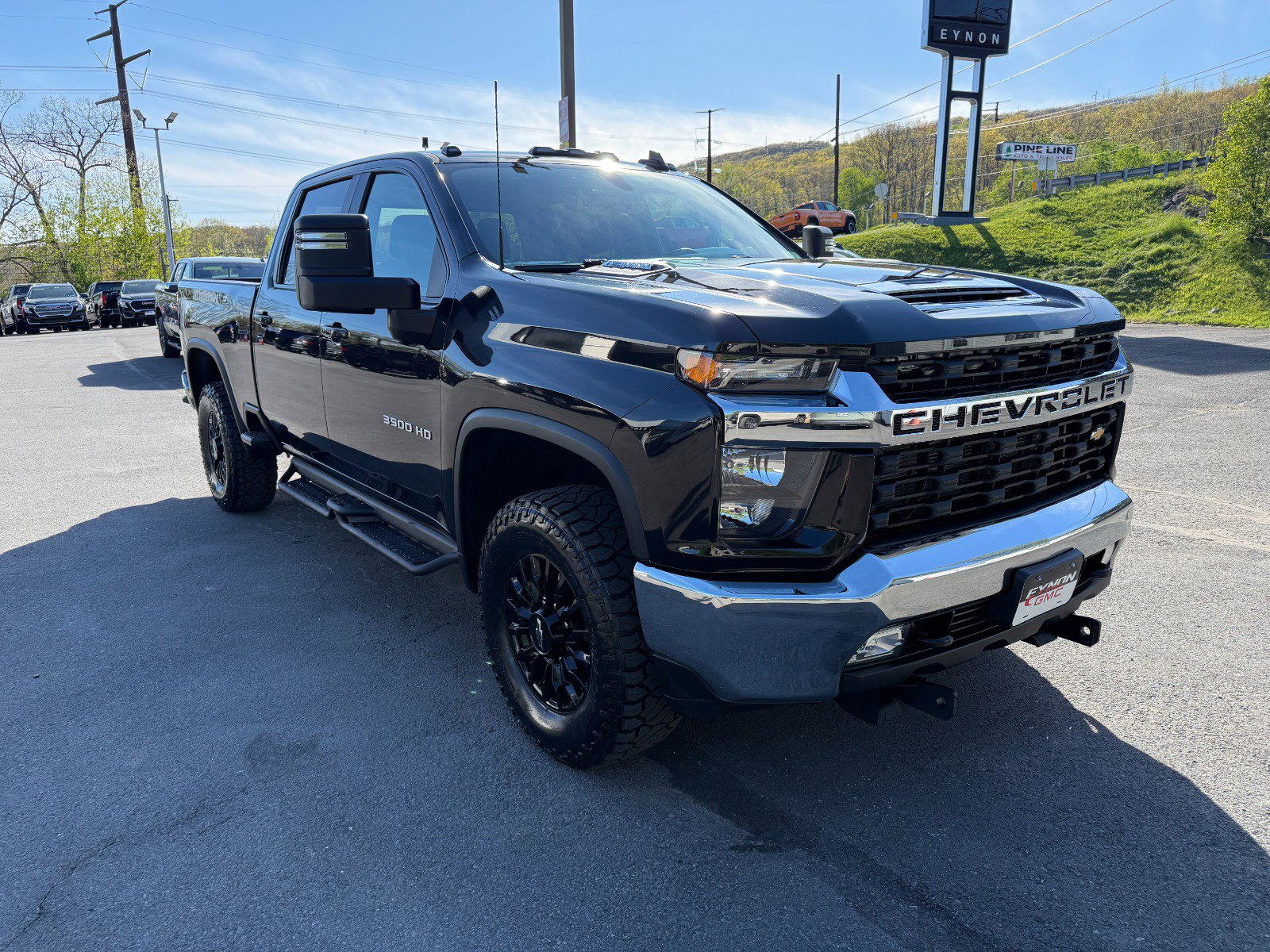 Used 2022 Chevrolet Silverado 3500 LT w/ Convenience Package AWD/4WD image 7