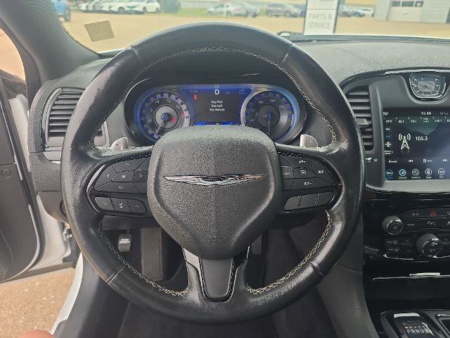 Used 2022 Chrysler 300 S w/ Comfort Group RWD image 14