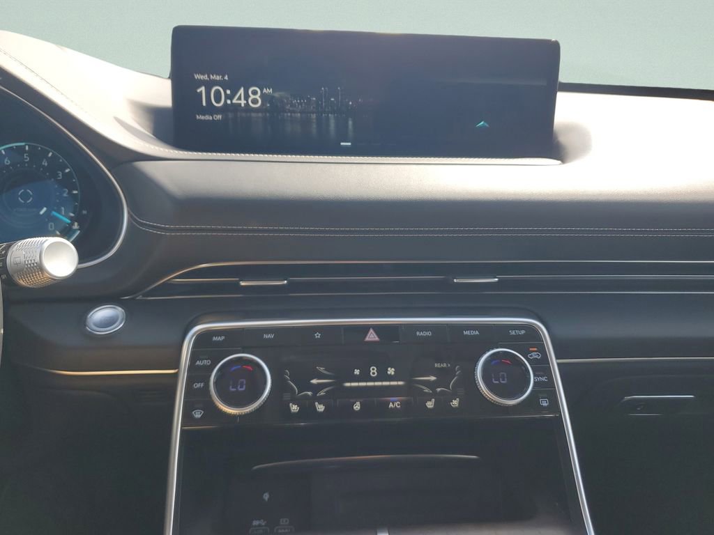 Used 2024 Genesis GV80 3.5T w/ Prestige Package image 22