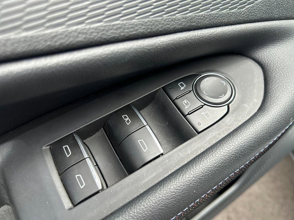 Used 2024 Chevrolet Blazer EV RS image 21