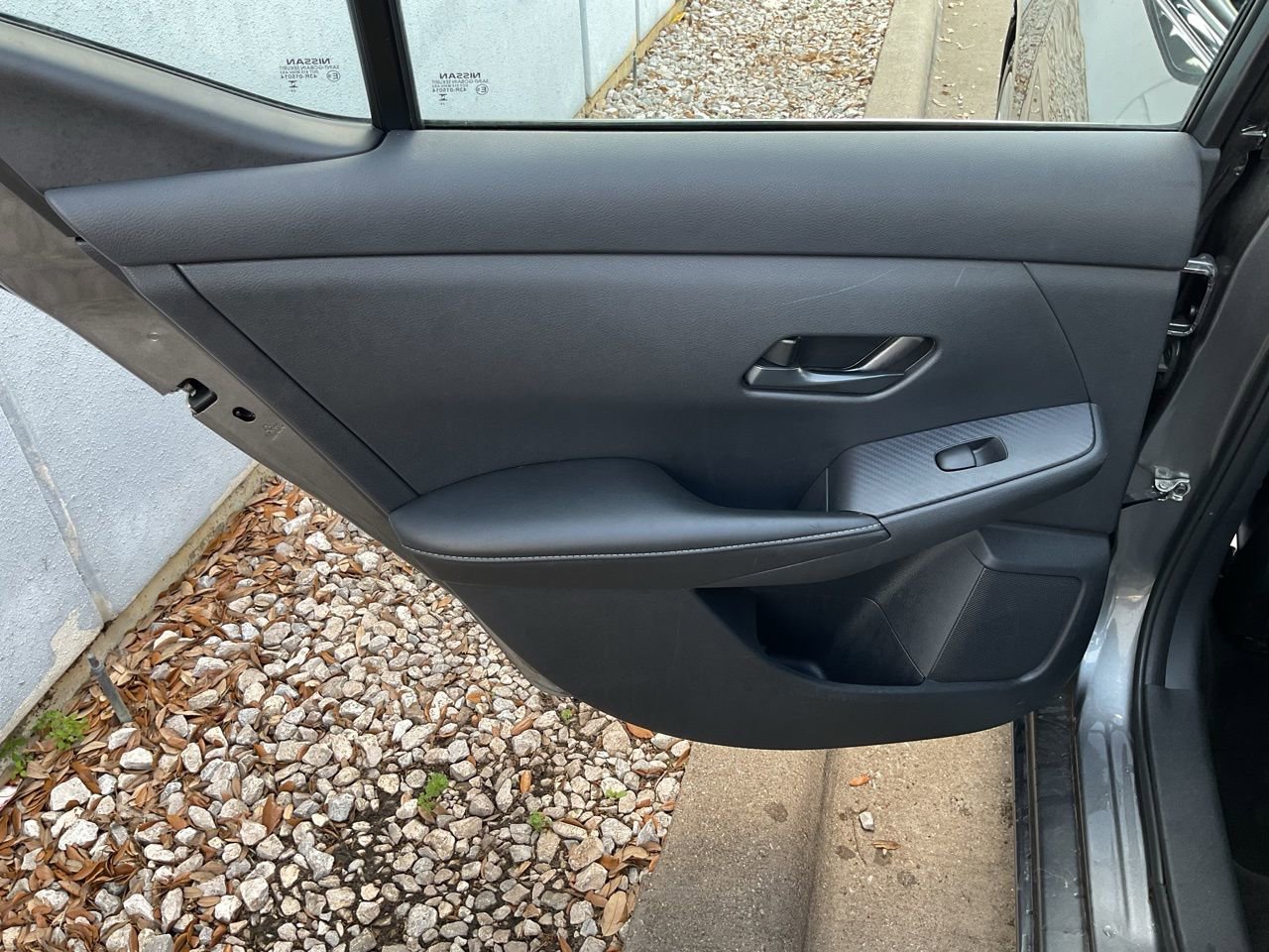 Used 2025 Nissan Sentra S image 17