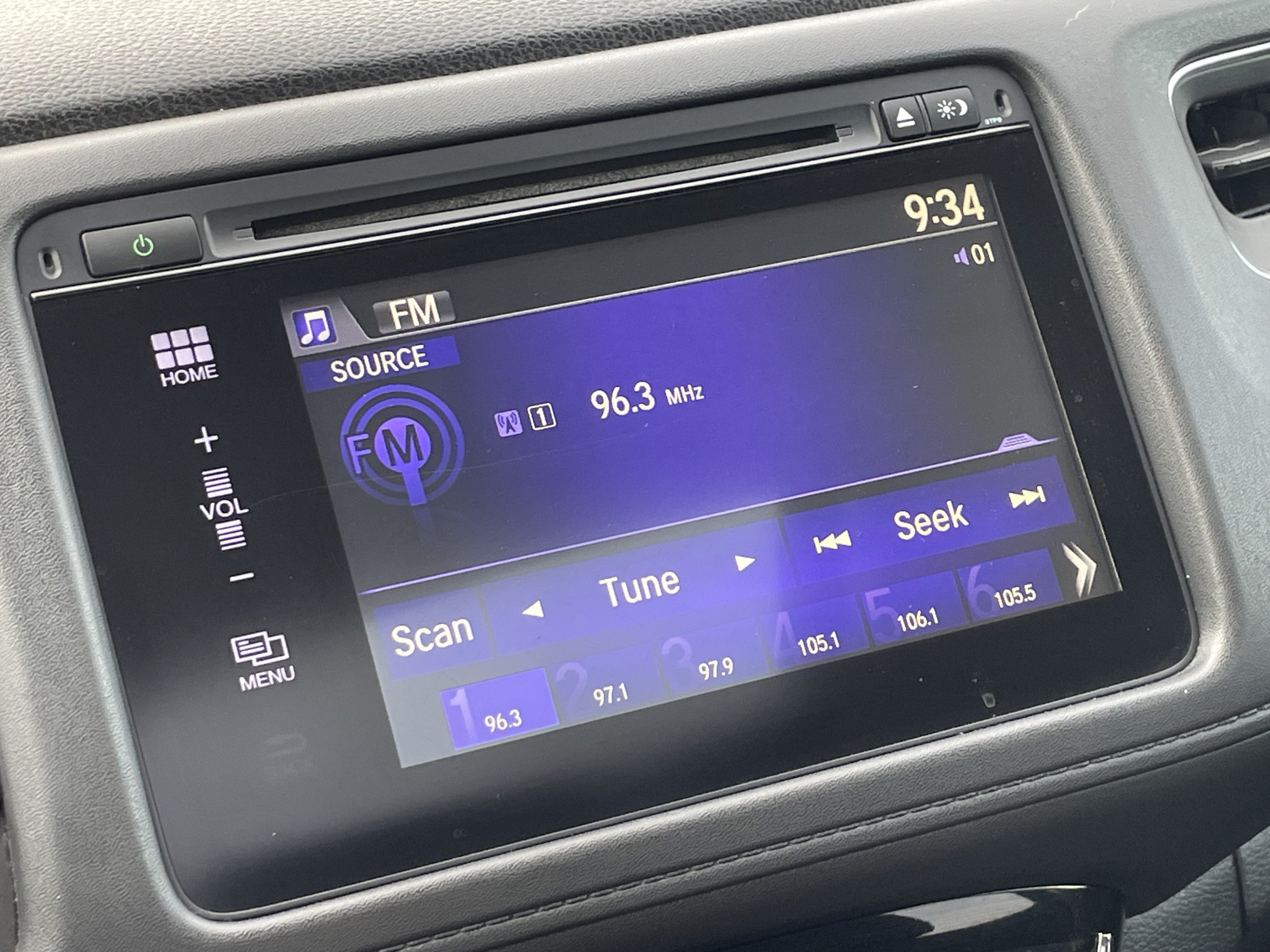 Used 2018 Honda HR-V EX image 22