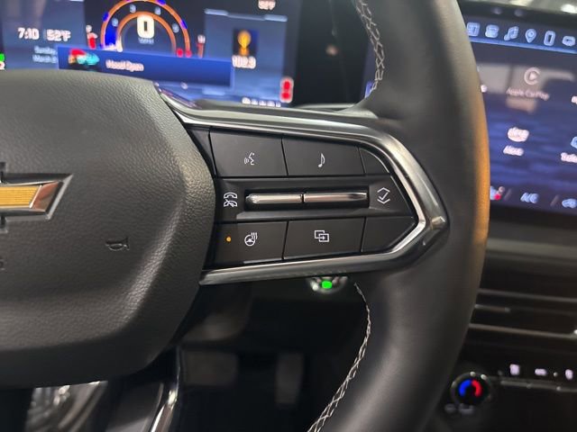 Used 2025 Chevrolet Traverse LT image 17