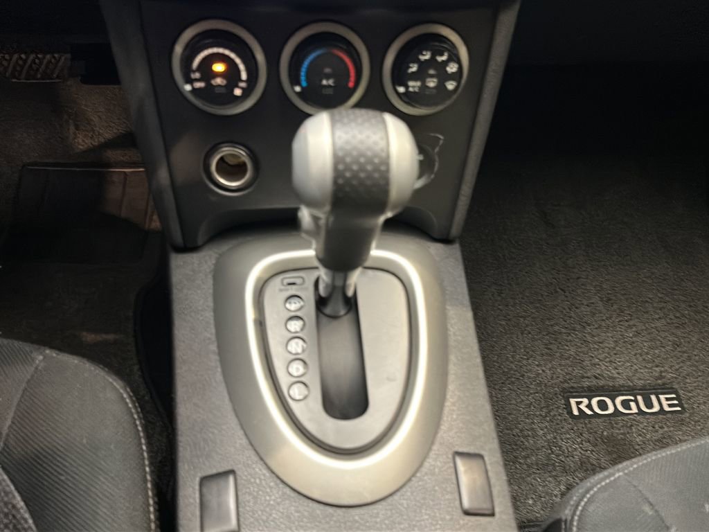 Used 2012 Nissan Rogue SV AWD/4WD image 25