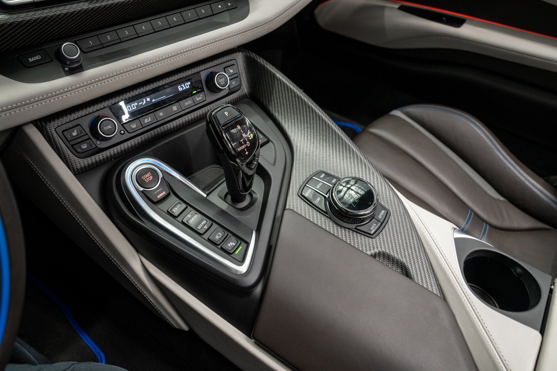 Used 2019 BMW i8 Roadster AWD/4WD image 31