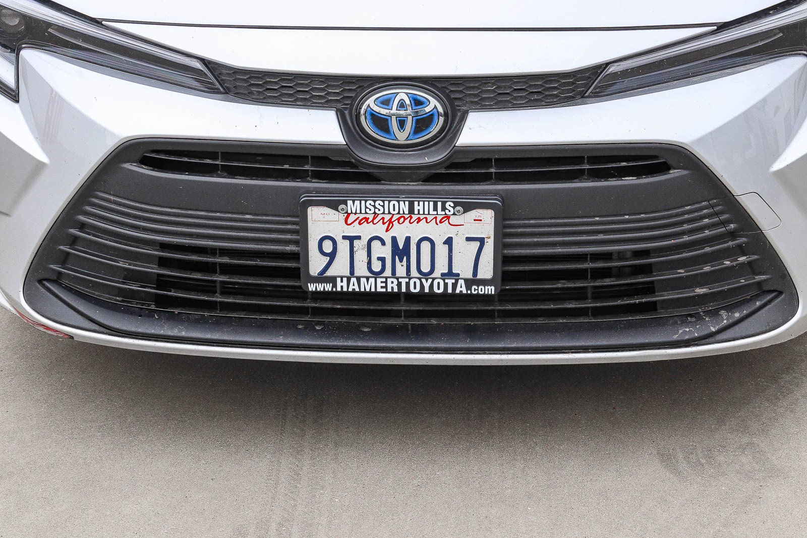 Certified 2025 Toyota Corolla LE FWD image 11