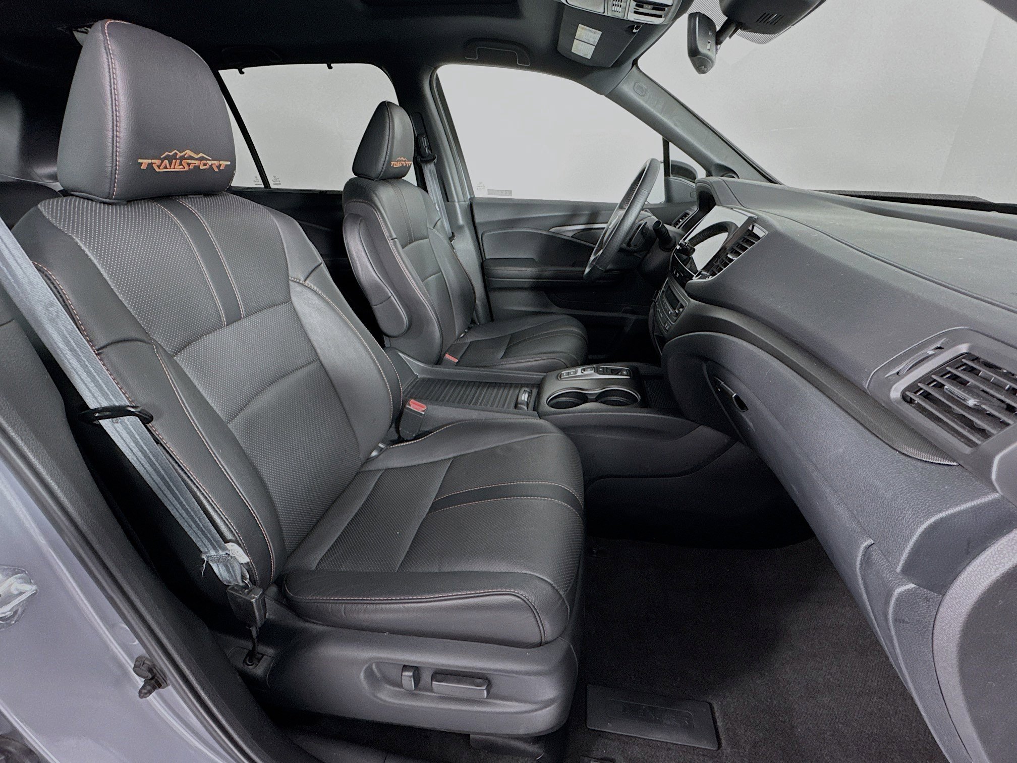 Certified 2023 Honda Passport TrailSport image 28
