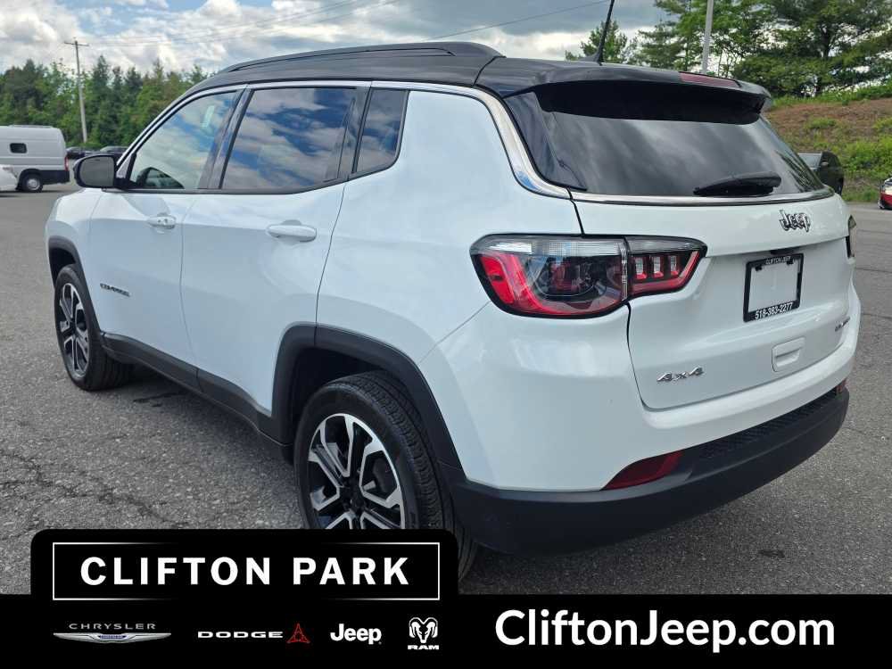 Used 2022 Jeep Compass Limited AWD/4WD image 6