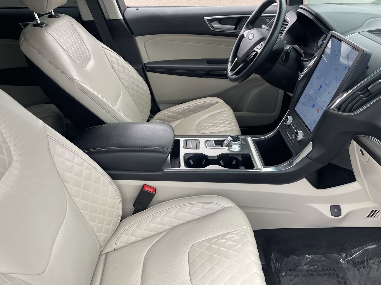 Used 2023 Ford Edge Titanium w/ Equipment Group 301A image 10