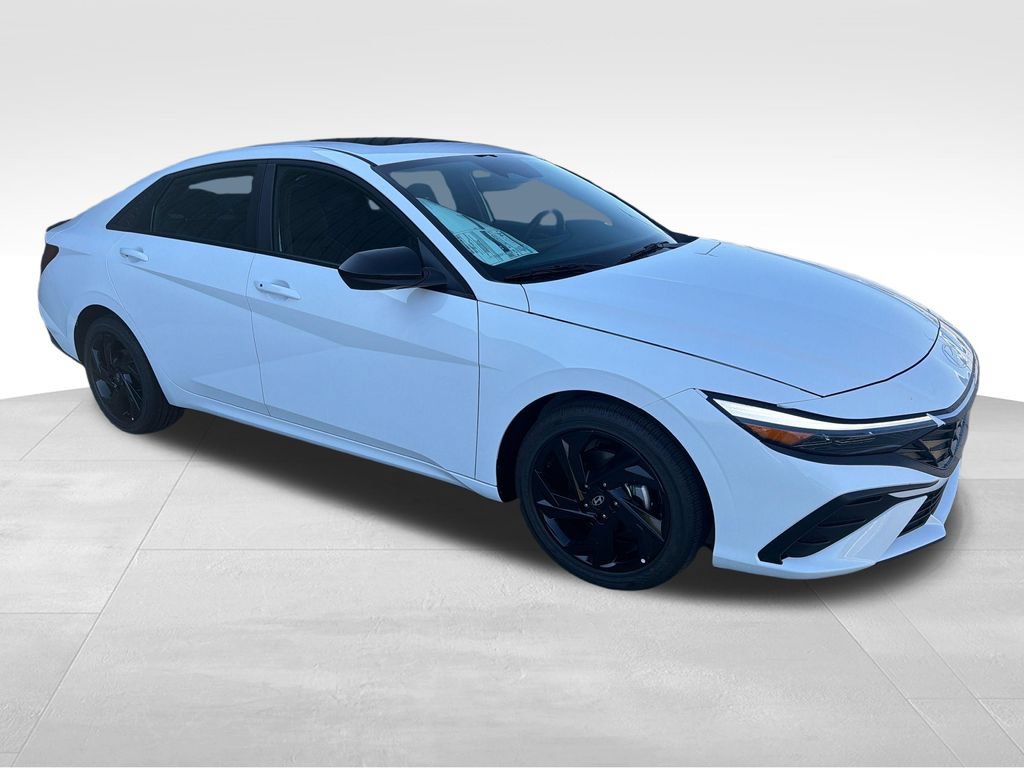 New 2026 Hyundai Elantra SEL Sport FWD image 9