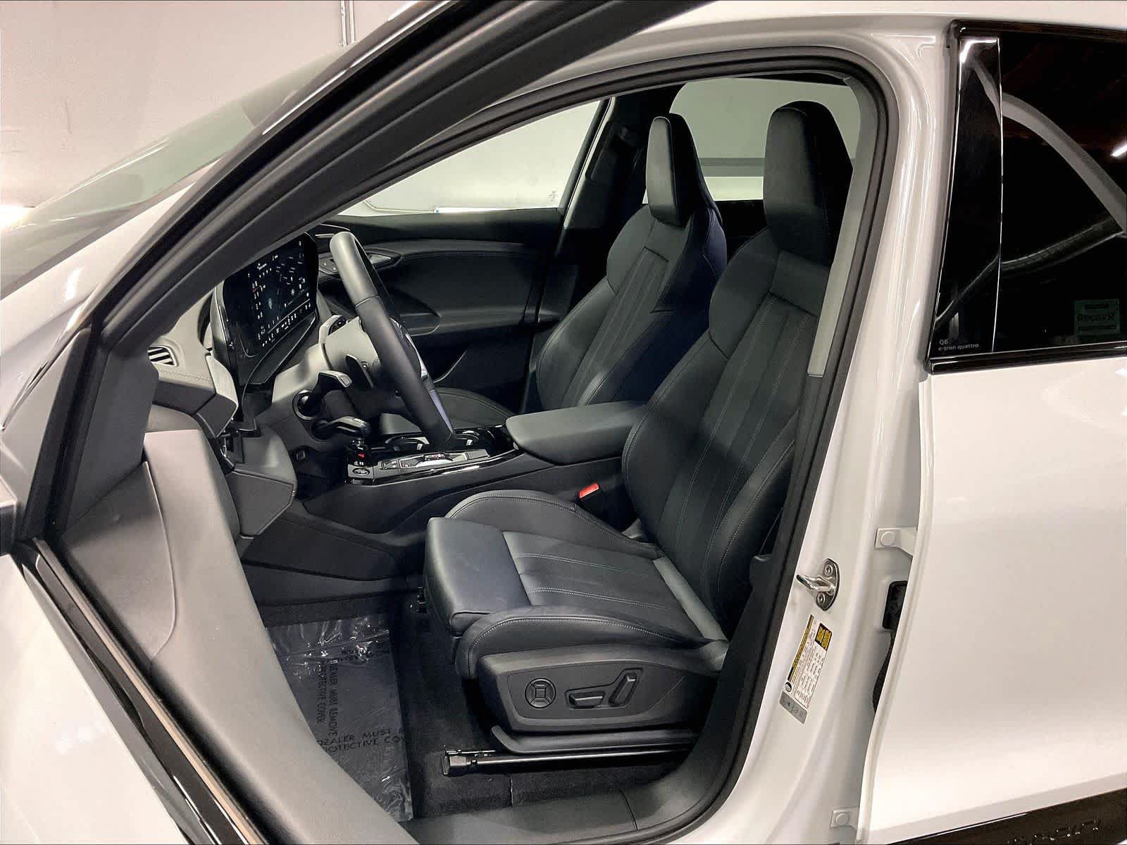 Certified 2025 Audi Q6 e-tron Premium Plus w/ Premium Plus AWD/4WD image 26