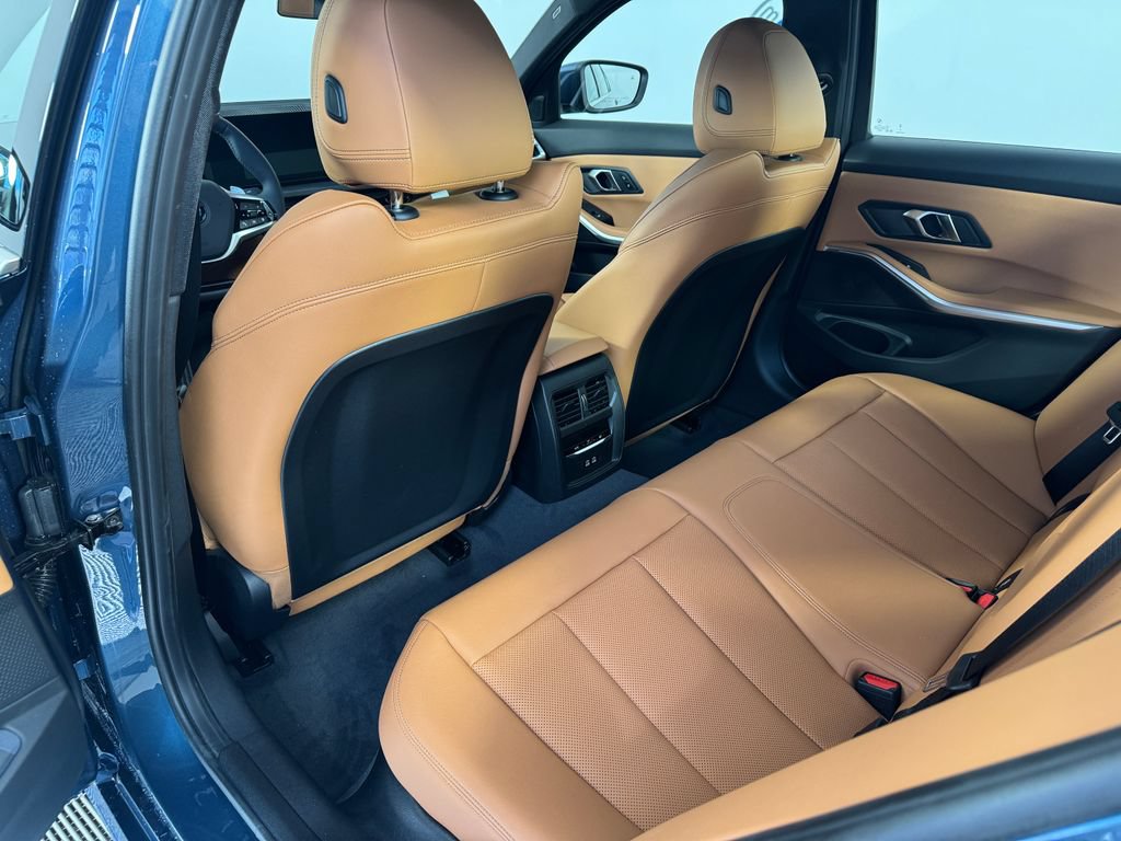 New 2026 BMW 330i xDrive Sedan w/ Convenience Package AWD/4WD image 14