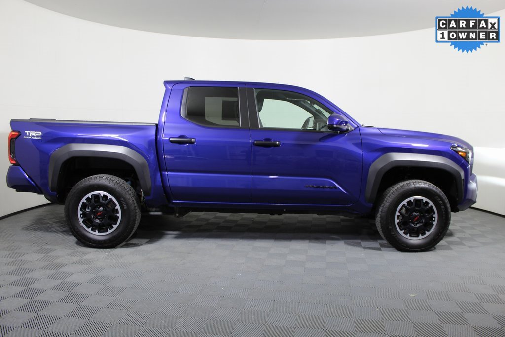 Used 2024 Toyota Tacoma TRD Off-Road image 2