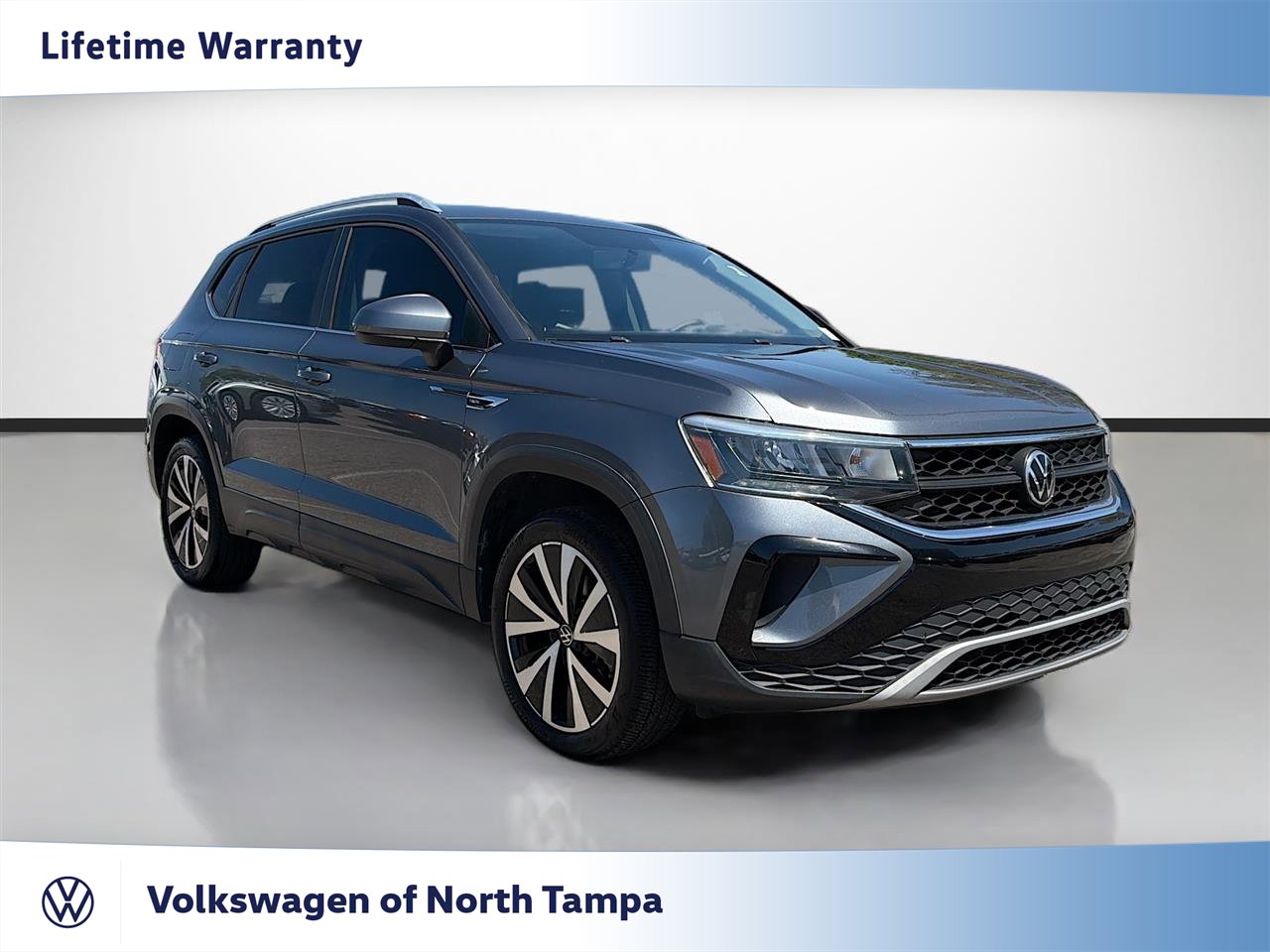 Used 2022 Volkswagen Taos SE image 1