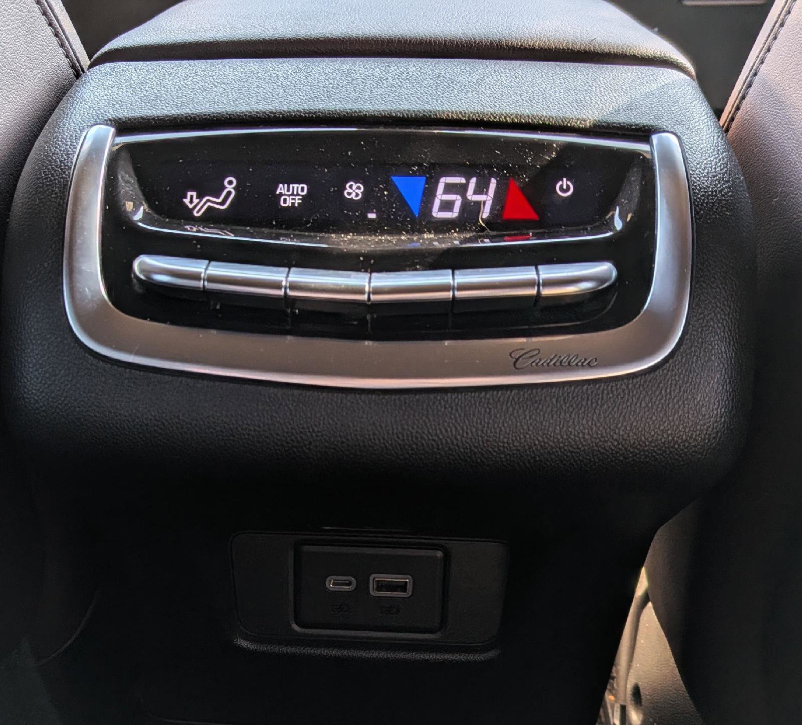 Used 2020 Cadillac XT6 Premium Luxury AWD/4WD image 22