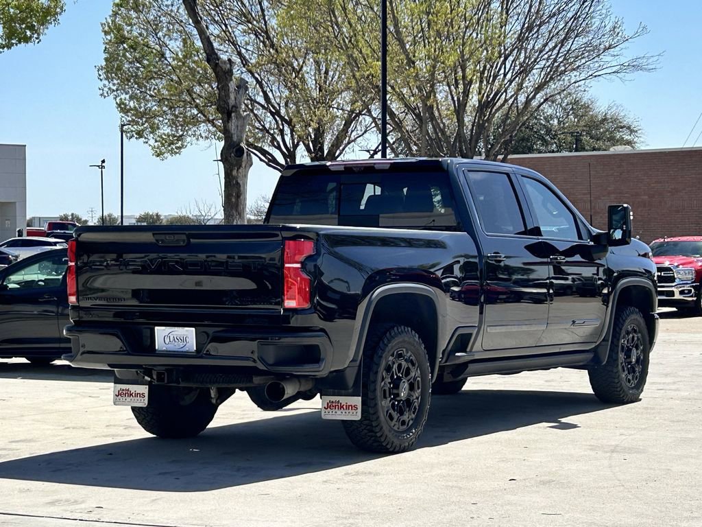 Used 2024 Chevrolet Silverado 2500 High Country w/ High Country Premium Package image 4